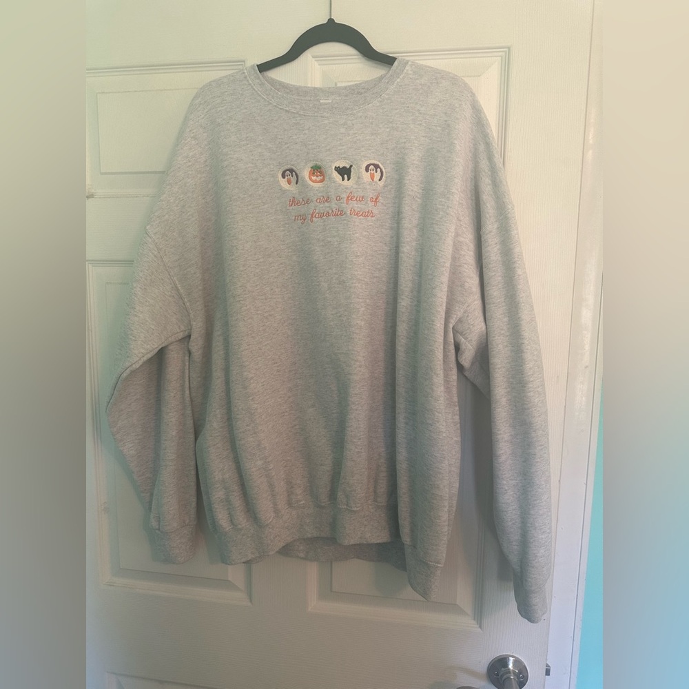 Jerzees Light Gray Sweatshirt